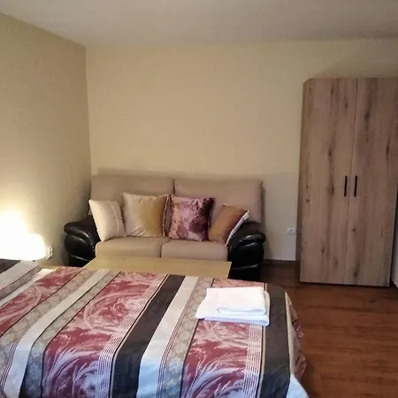 карасански Vendégház 3*