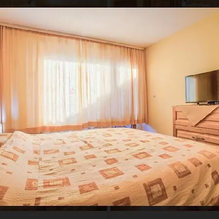 招待所 карасански