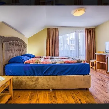 карасански 招待所