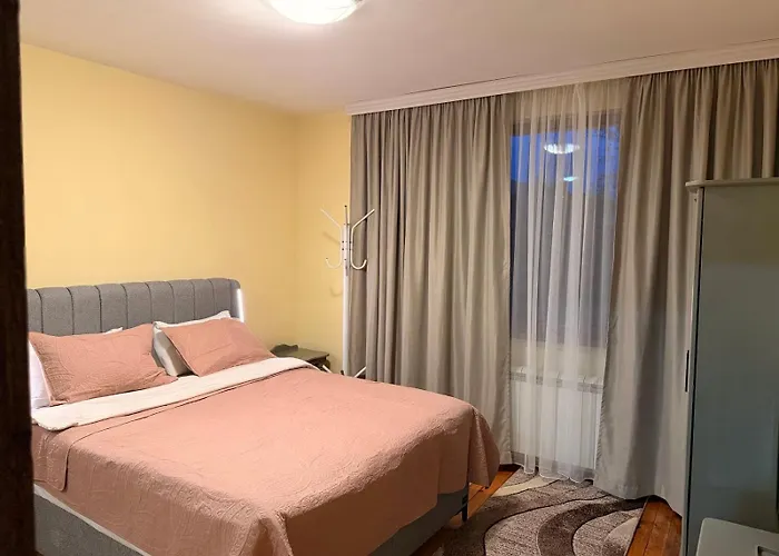 Affittacamere карасански 3*